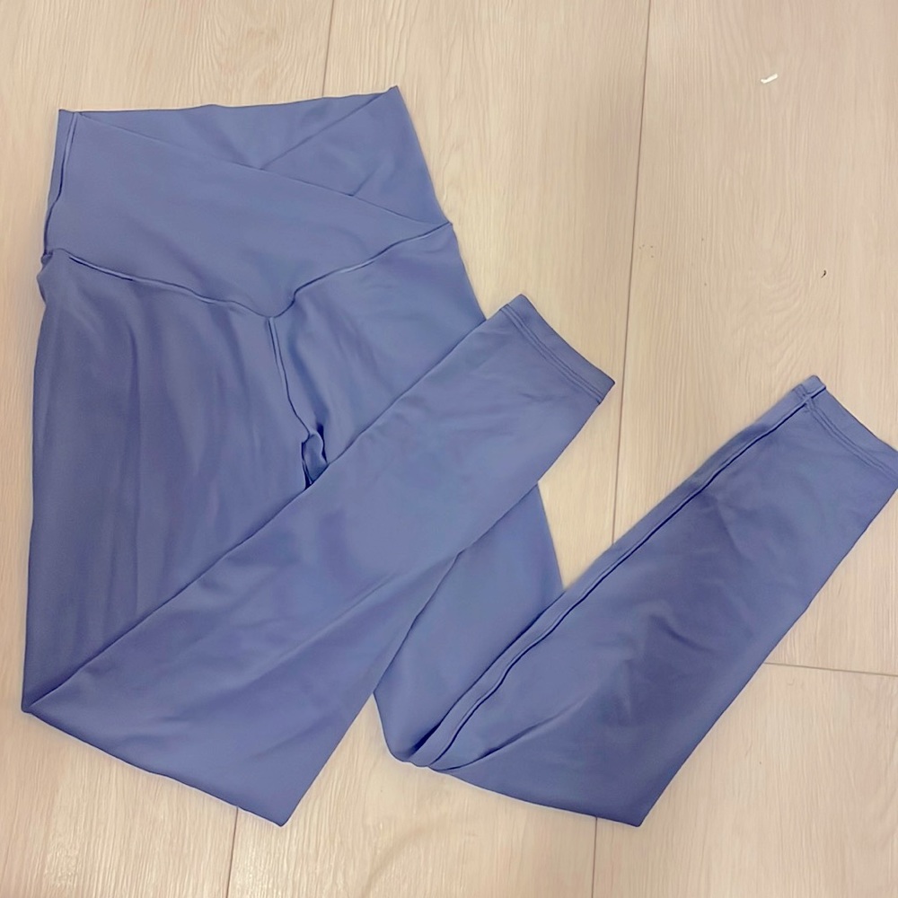 AE American Eagle Offline high waisted 7/8 crossover legging